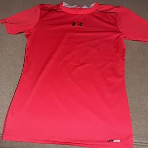 Under armour red short sleeve tee.